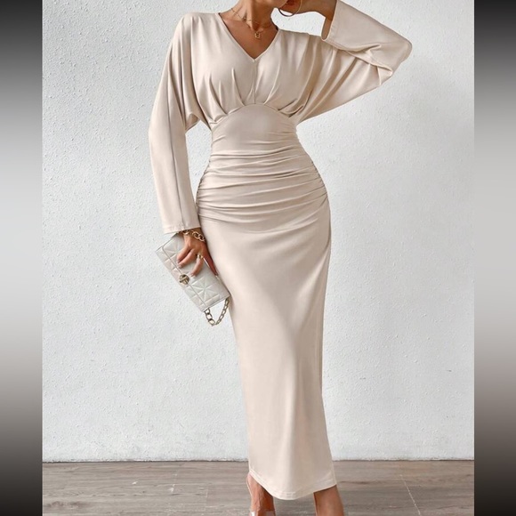 Batwing Sleeve Pleated Ruched Evening Party Dress - Picture 4 of 11